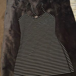 lulu tank top with built in sports bra